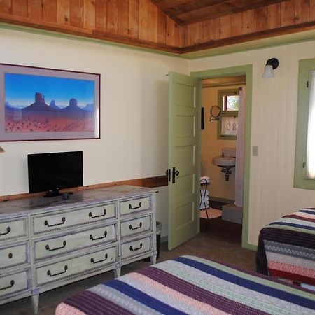 29 Palms Inn ทเวนตีไนน์พาล์มส์ ภายนอก รูปภาพ