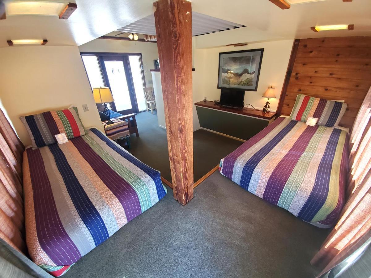 29 Palms Inn ทเวนตีไนน์พาล์มส์ ภายนอก รูปภาพ