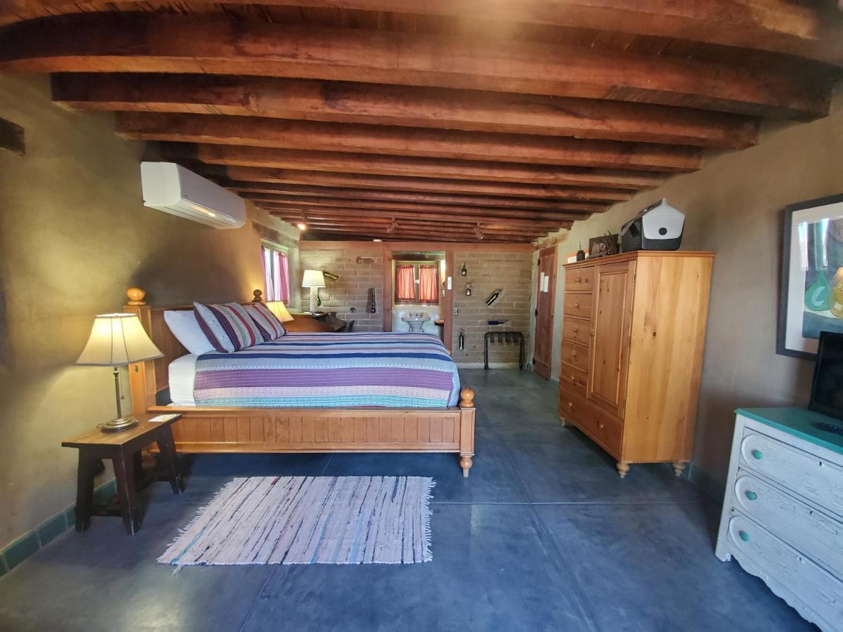 29 Palms Inn ทเวนตีไนน์พาล์มส์ ภายนอก รูปภาพ