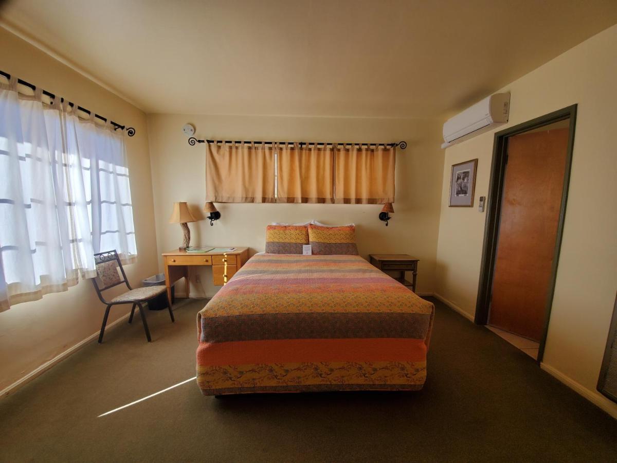 29 Palms Inn ทเวนตีไนน์พาล์มส์ ภายนอก รูปภาพ