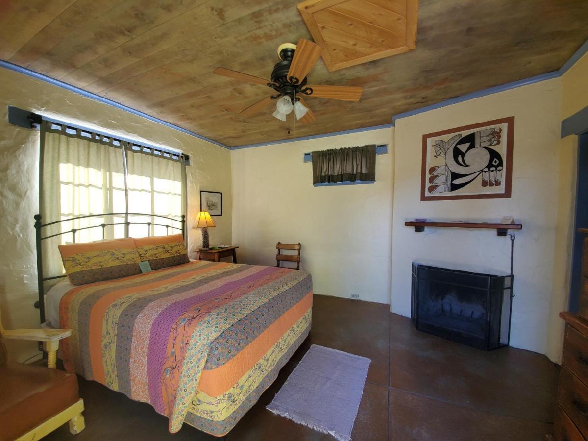 29 Palms Inn ทเวนตีไนน์พาล์มส์ ภายนอก รูปภาพ
