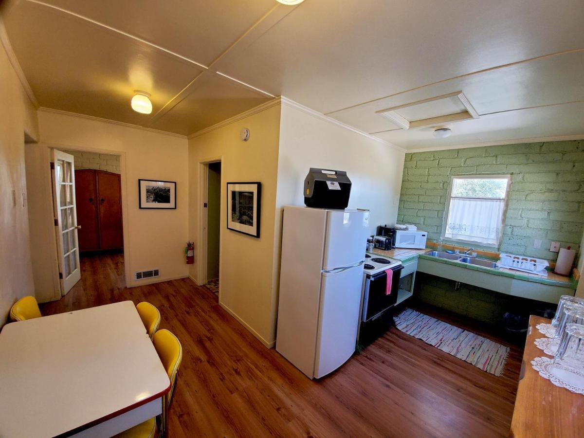 29 Palms Inn ทเวนตีไนน์พาล์มส์ ภายนอก รูปภาพ